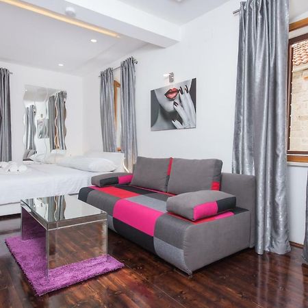 Kaštela Studio Apartment Lena מראה חיצוני תמונה